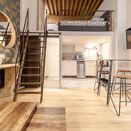 Le Petit Platiere - Renovated Apartment - Terreaux Лион Экстерьер фото